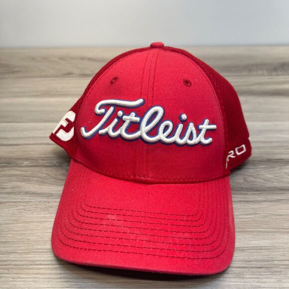 Titleist New Era FJ Footjoy PRO V1 Red Golf Hat Flex Fit Small/Medium Fitted - Picture 1 of 9